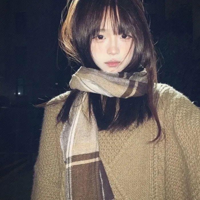 坐在门口的幽灵